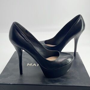 UEC Marciano black leather platform rounded toe pumps size 7
